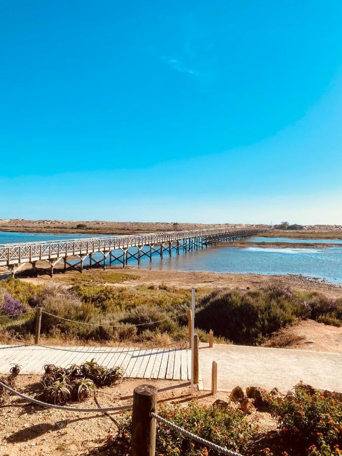 Beautiful Apartment For Rent In Quinta Do Lago With Excellent Resort Facilities Close To Lake And Beach. Exterior foto